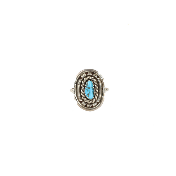 Vintage Turquoise Ring with Braid Detail